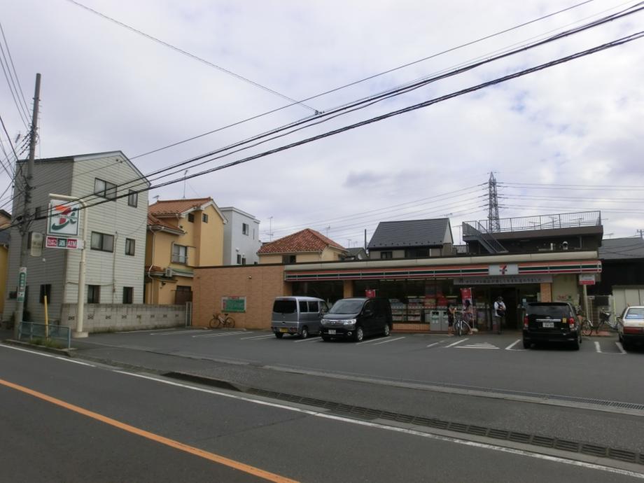 Convenience store. 62m until the Seven-Eleven Nishi Kitamachi 3-chome