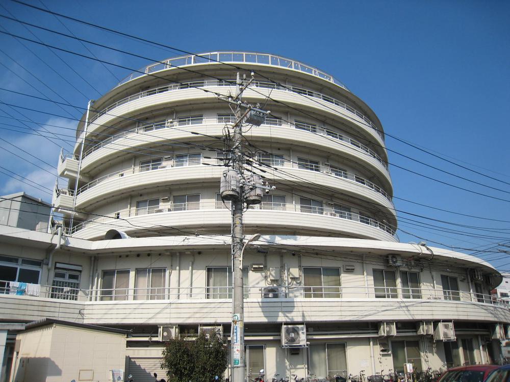 Hospital. 1112m until the medical corporation Association of Musashino Association Niiza Shiki Central General Hospital