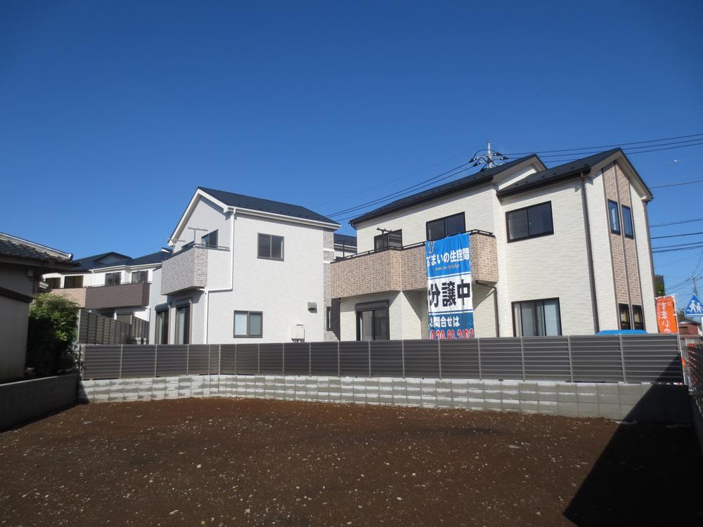 Local photos, including front road. Local (10 May 2013) Shooting