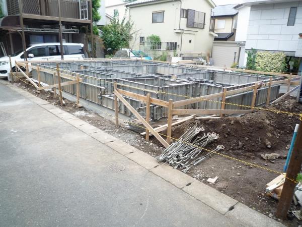 Local appearance photo. Local: 2013 October