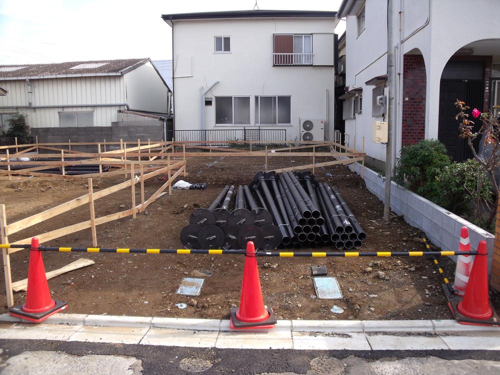 Local appearance photo. Local (11 May 2013) Shooting