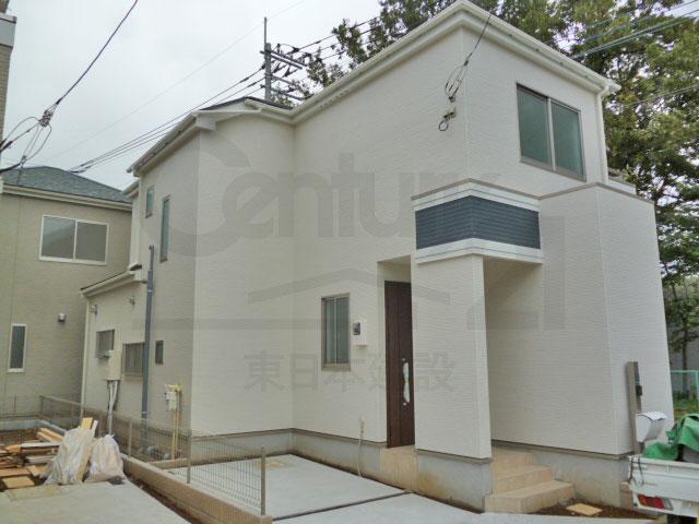 Local appearance photo. Local (10 May 2013) Shooting