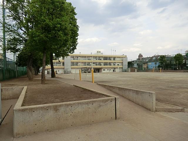 Primary school. Until Higashino Small 1500m