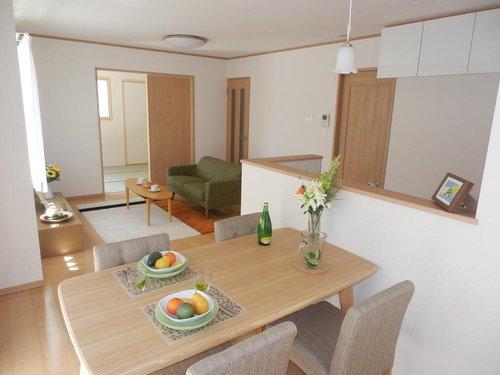 Same specifications photo (kitchen)