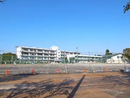 Junior high school. Niiza Tatsudai 1517m until the third junior high school