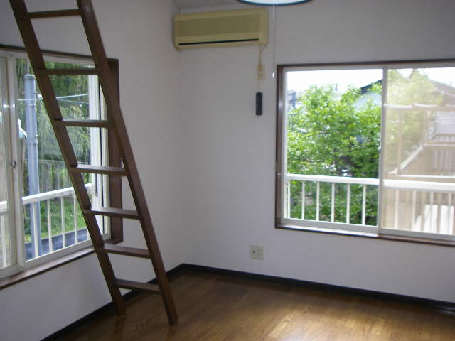 Living and room