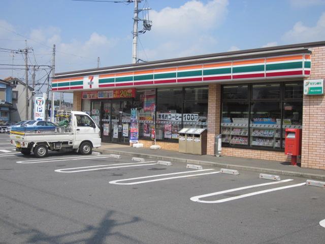Convenience store. 450m to Seven-Eleven Niiza Ishigami 1-chome