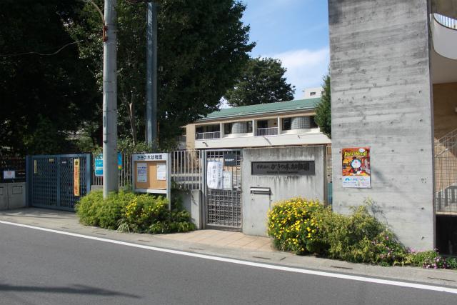 kindergarten ・ Nursery. 306m Kakibata and breeding shed until the tree kindergarten of oysters, It is fully equipped, such as observation farm nature and Fureaeru environment. 
