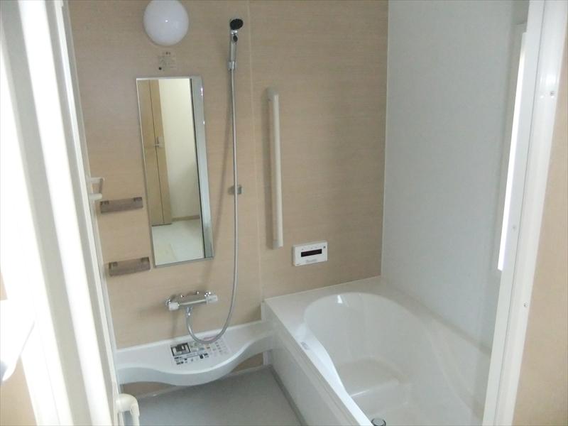 Bathroom. 2013 October shooting