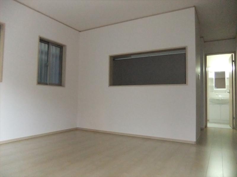 Living. 2013 October shooting