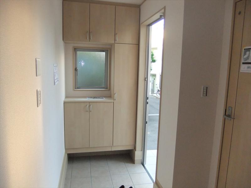 Entrance. 2013 October shooting