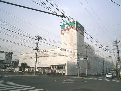 Home center. (Ltd.) to Shimachu Co., Ltd. Niiza shop 647m