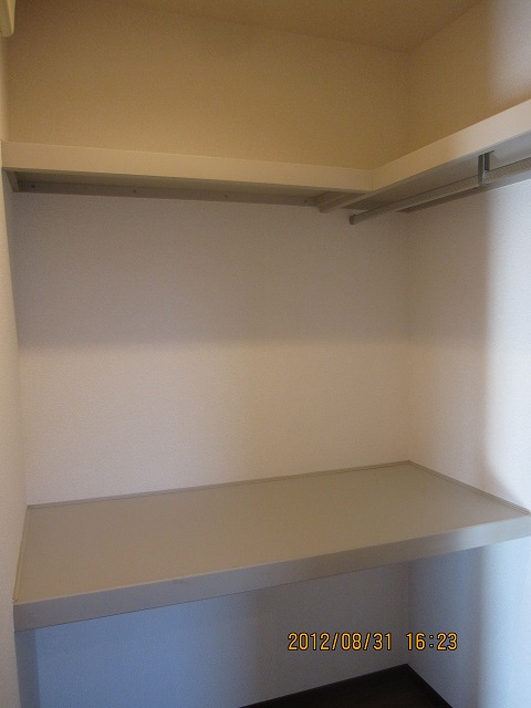 Other room space. There is also a walk-in closet