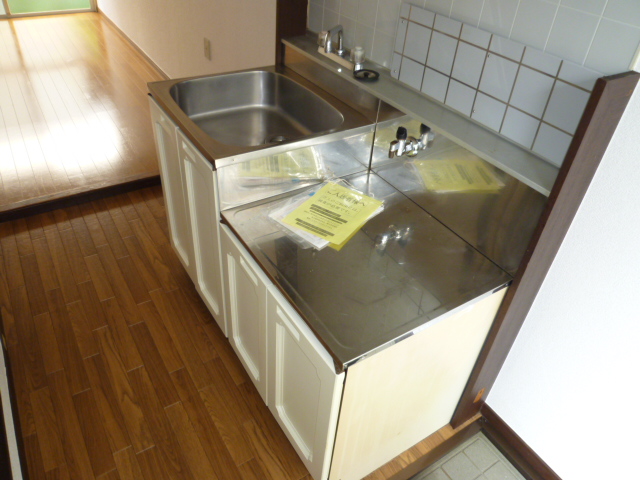 Kitchen. It is the image of another room of the same type.