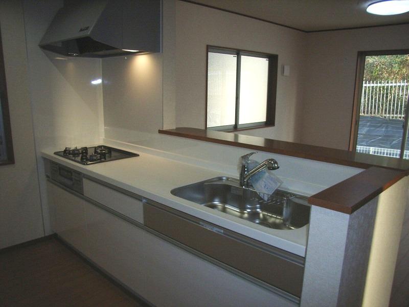 Kitchen. Local (12 May 2013) Shooting