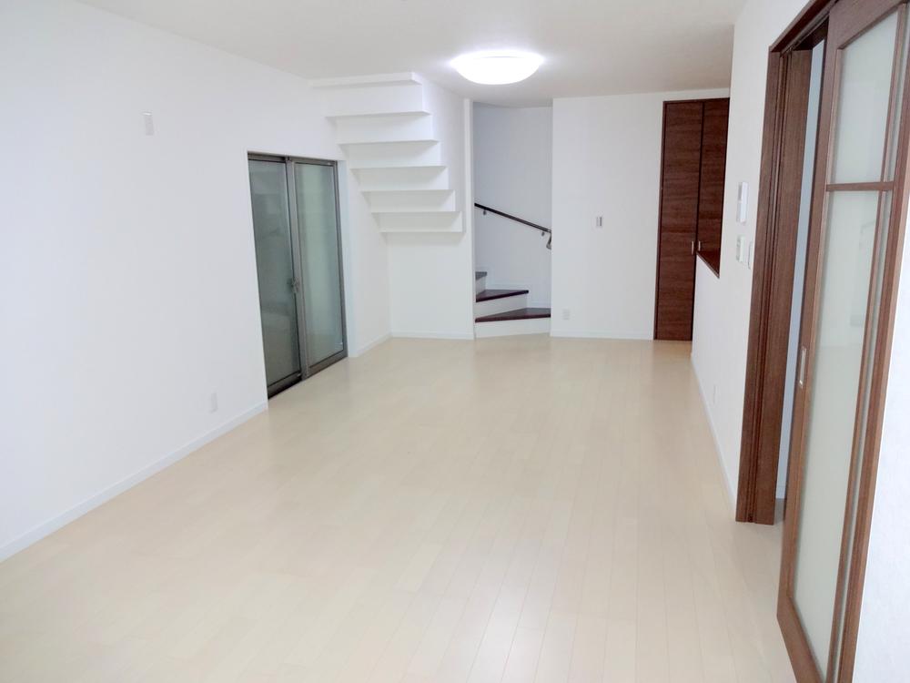 Living. Indoor (11 May 2013) Shooting