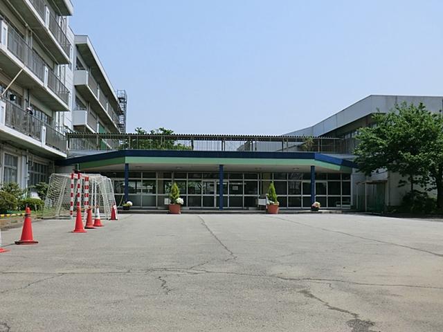 Junior high school. Niiza Tatsudai 1458m until the third junior high school
