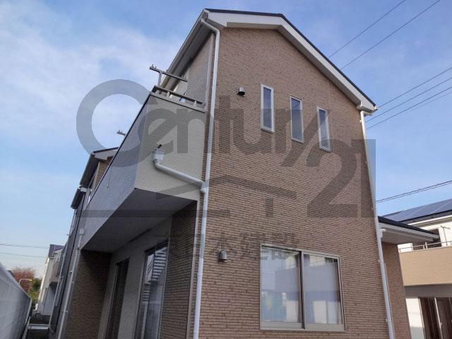 Local appearance photo. Local (11 May 2013) Shooting