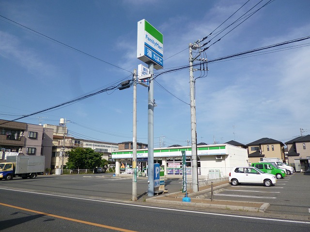 Convenience store. (Convenience store) to 270m