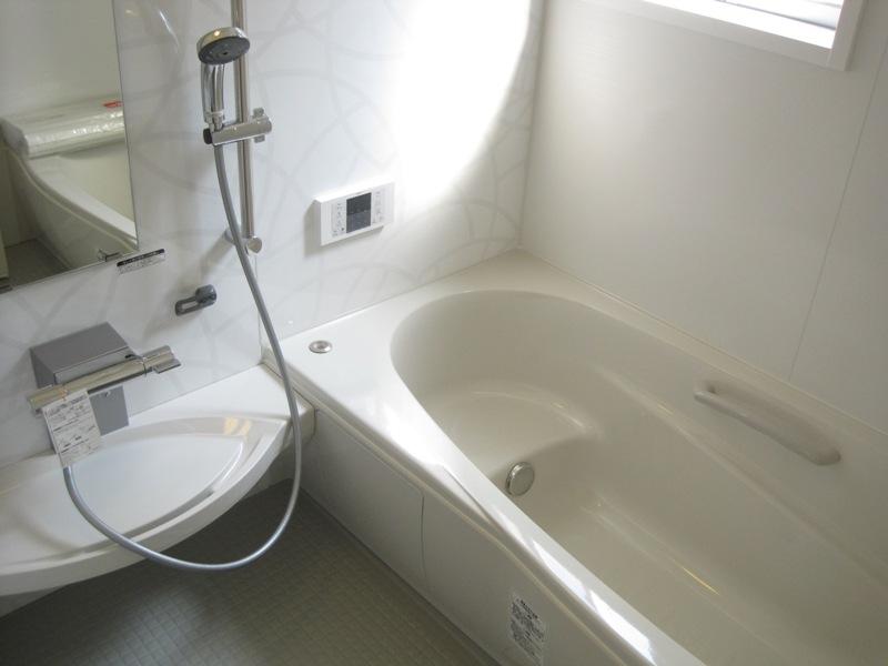 Bathroom. Indoor (March 2013) Shooting