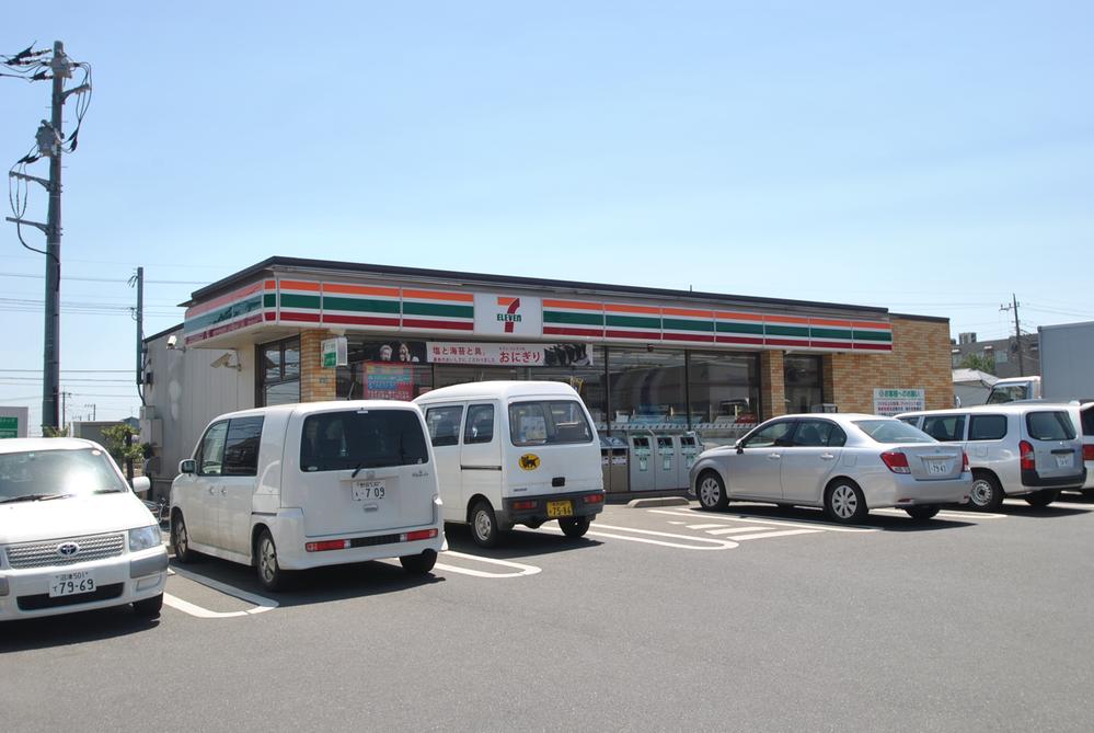 Convenience store. It is something useful to be in the near 330m to Seven-Eleven Niiza Hatanaka 1-chome! 