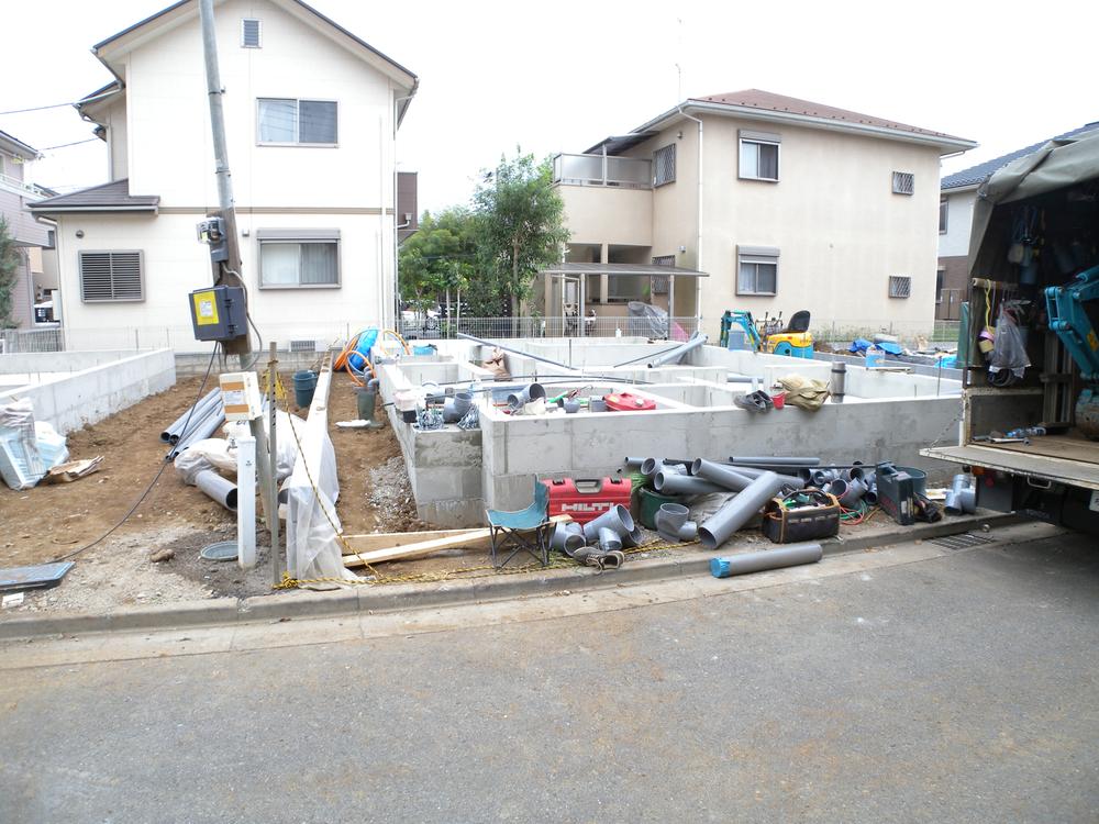 Local appearance photo. Local (10 May 2013) Shooting