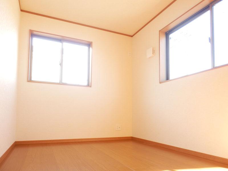 Non-living room. Building 2 Japanese-style room