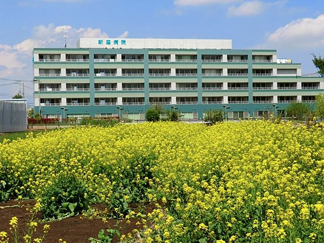 Hospital. Niiza 1030m to the hospital