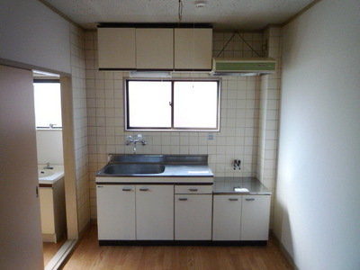 Kitchen. Gas stove installation Allowed