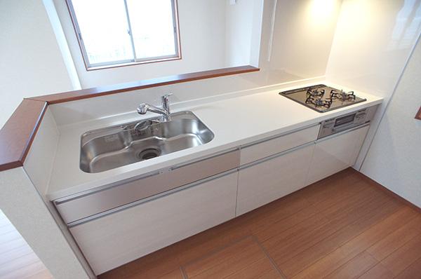 Kitchen. Produce a warm time face-to-face kitchen of your family Indoor (12 May 2013) Shooting 15 Building