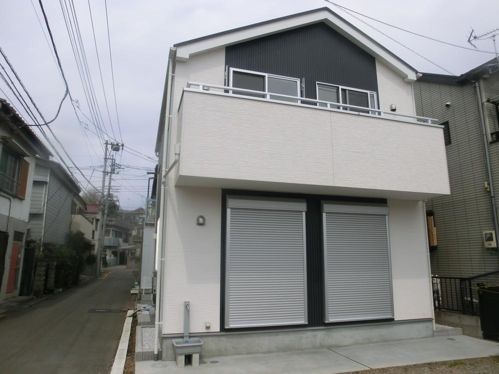 Local appearance photo. Also spacious balcony