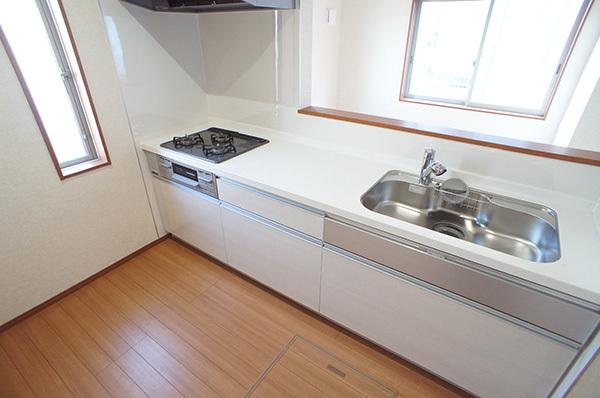 Kitchen. 16 Building