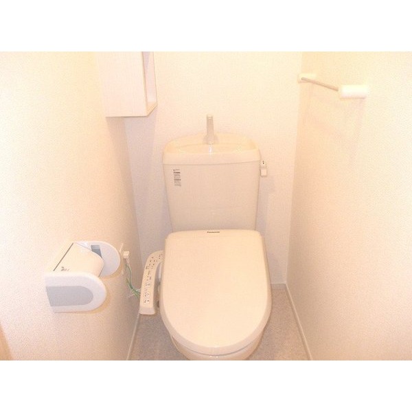 Toilet. Other image