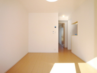 Living and room. Same construction company ・ The same type image photo