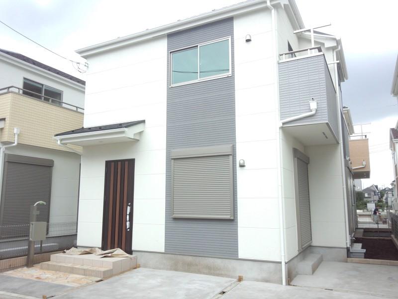 Local appearance photo. Local (10 May 2013) Shooting