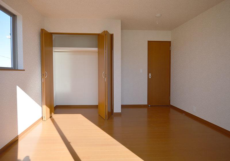 Non-living room. Same specifications Western style room