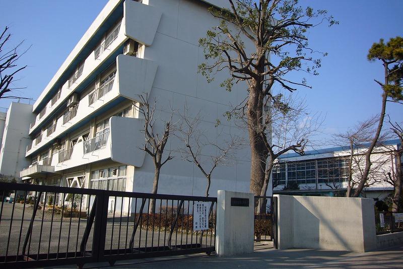 Junior high school. Niiza 1120m to stand second junior high school