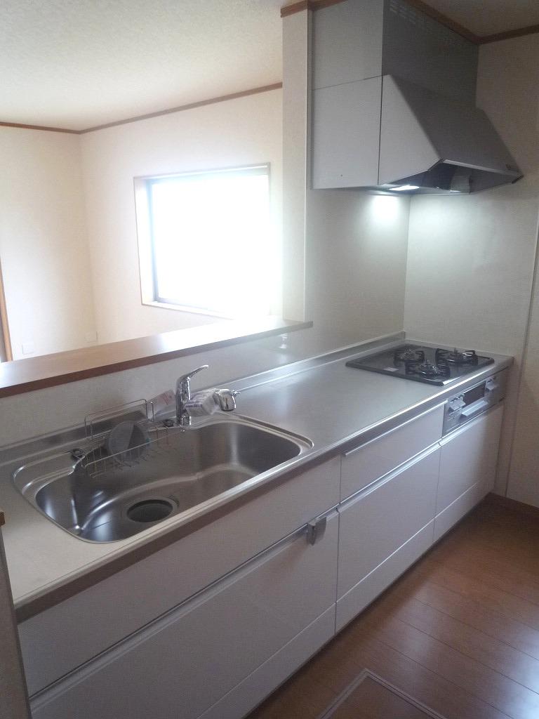 Kitchen. Work smooth system Kitchen: Building 2 2013 October