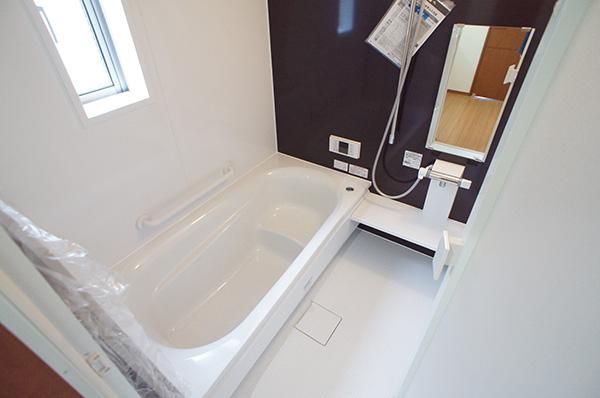 Bathroom. Indoor (10 May 2013) Shooting Building 3