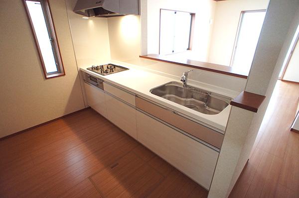 Kitchen. Face-to-face kitchen can feel your family close Indoor (10 May 2013) Shooting 5 Building