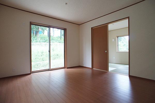 Living. Indoor (10 May 2013) Shooting 6 Building