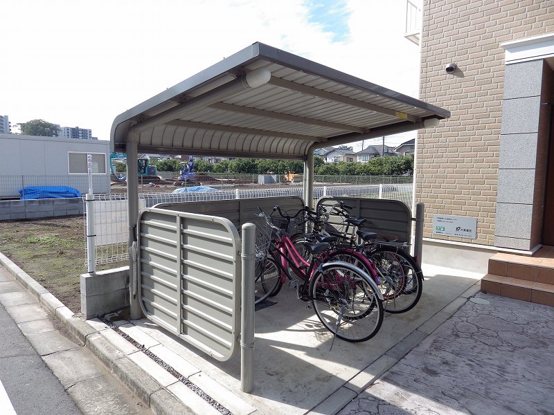 Other common areas. Bicycle-parking space ☆