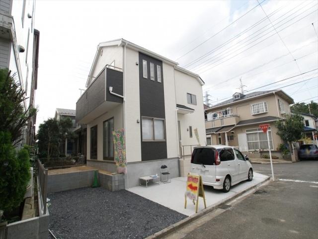 Local photos, including front road. Solar panels installed Property