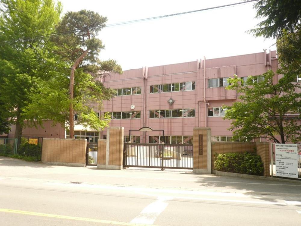 Junior high school. Niiza 1450m until junior high school