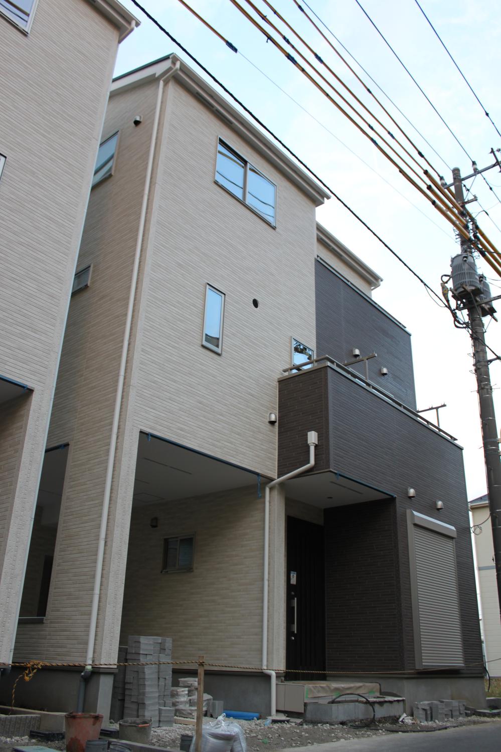 Local appearance photo