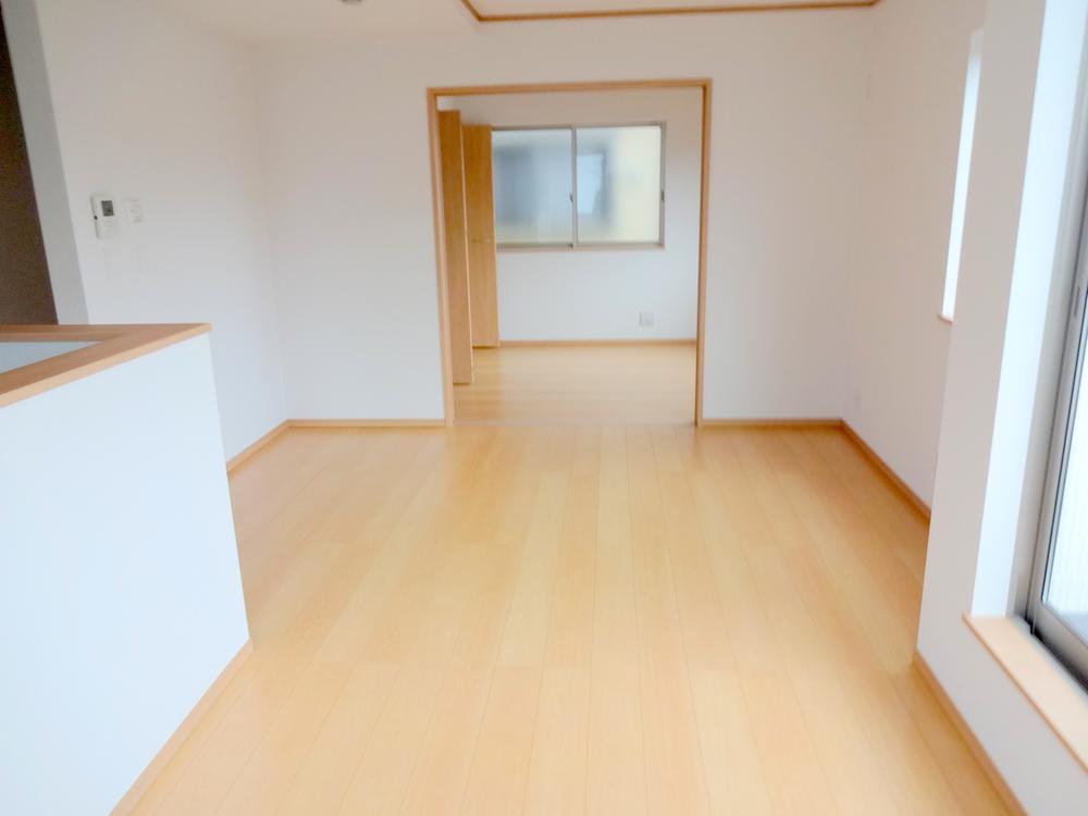 Living. Indoor (11 May 2013) Shooting