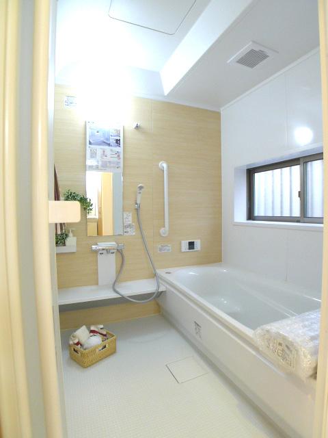 Same specifications photo (bathroom). Bathroom (complete construction cases)