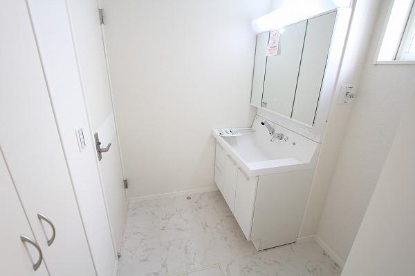 Same specifications photos (Other introspection). Same specifications photo (basin ・ Dressing room)