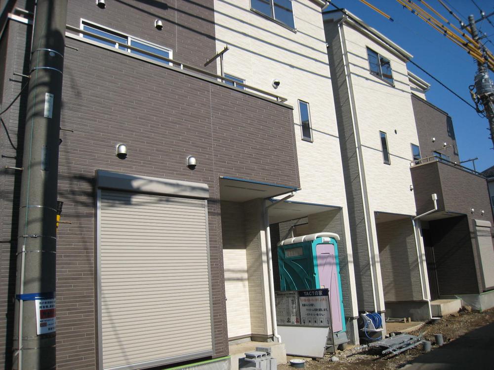 Same specifications photos (appearance). Local site (October 28, 2013) Shooting