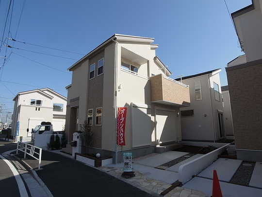 Local appearance photo